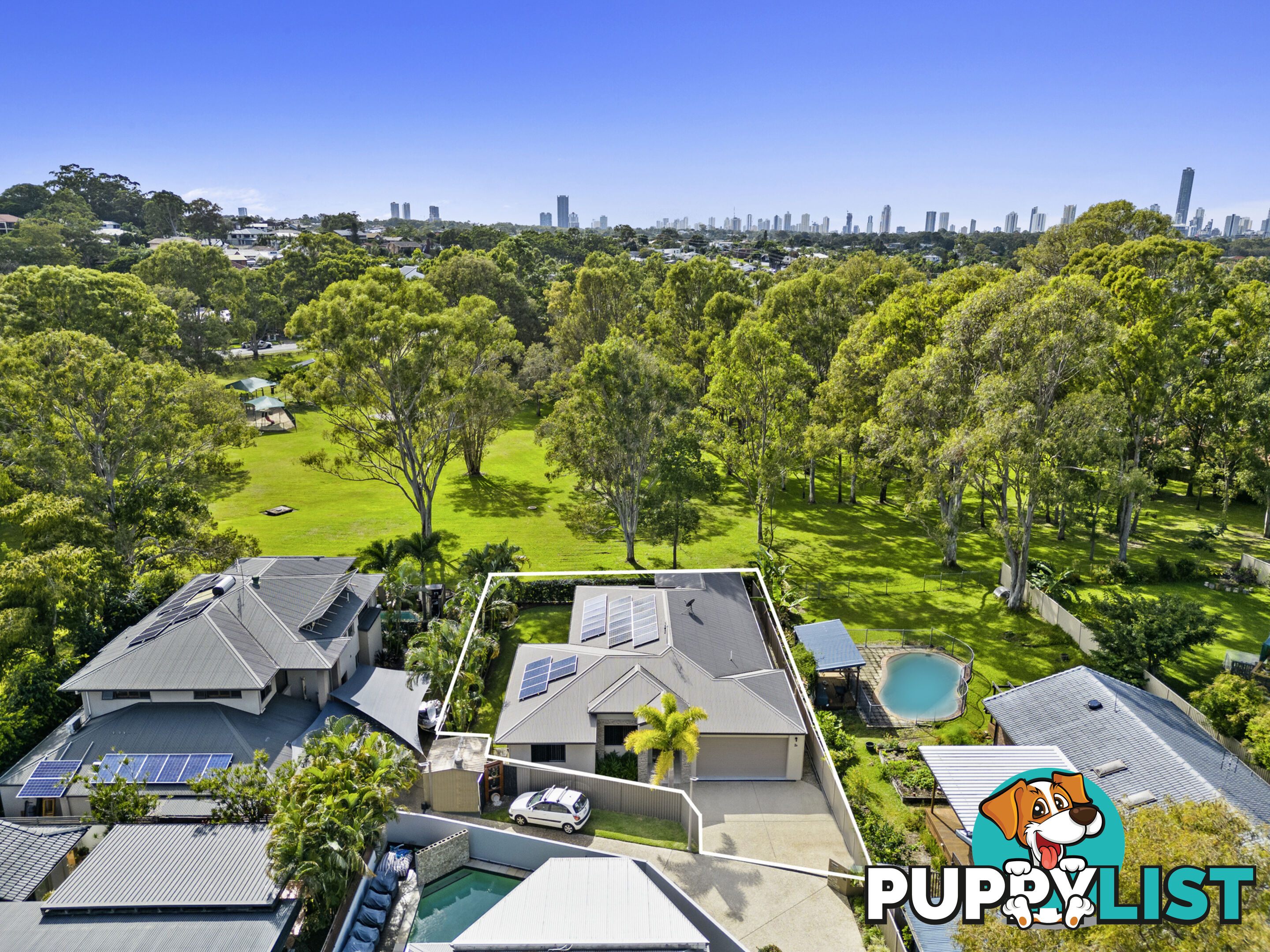 2B Penamber Court BENOWA QLD 4217