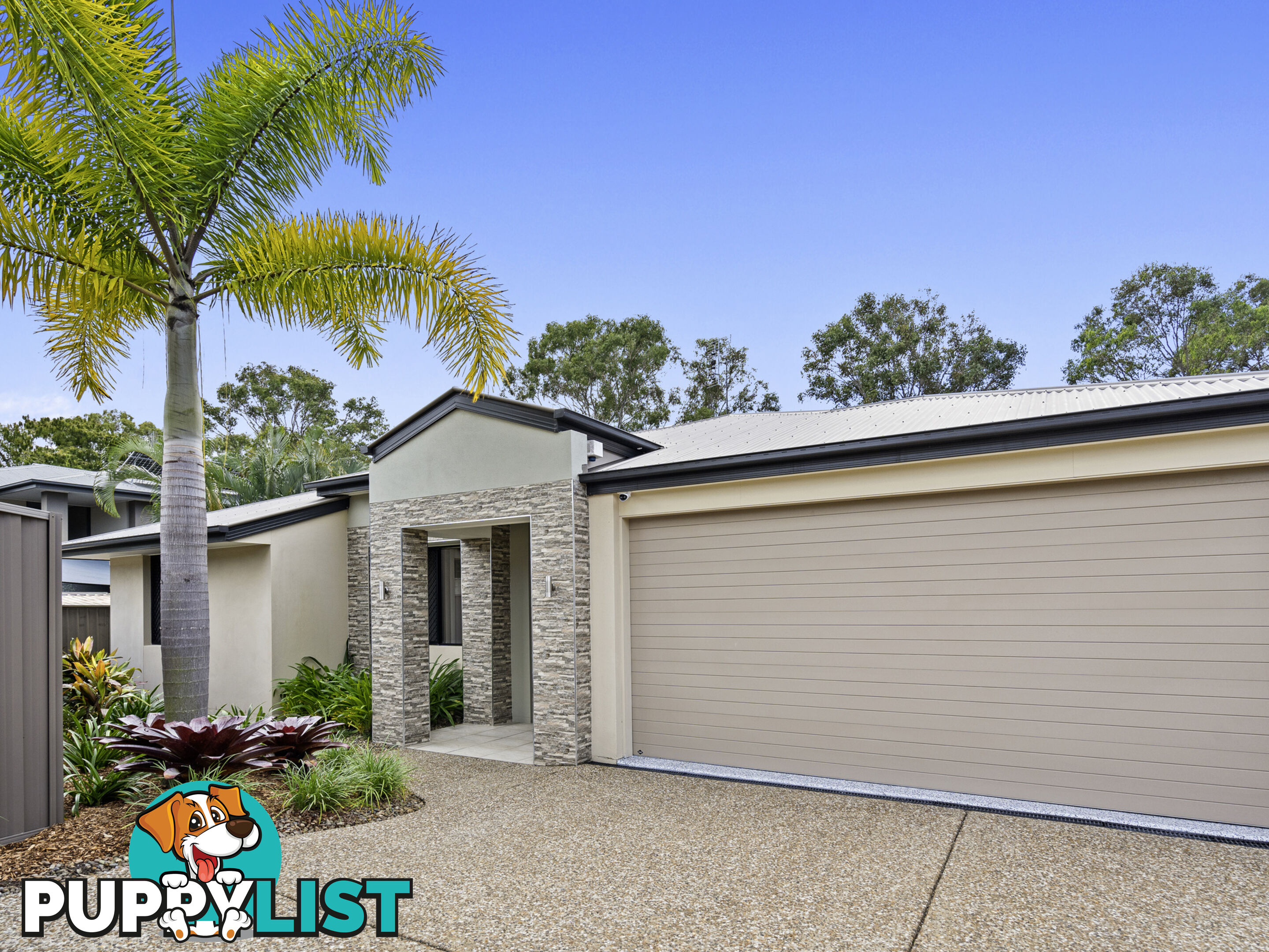 2B Penamber Court BENOWA QLD 4217