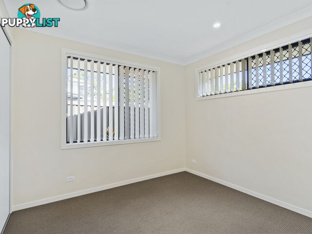 2B Penamber Court BENOWA QLD 4217