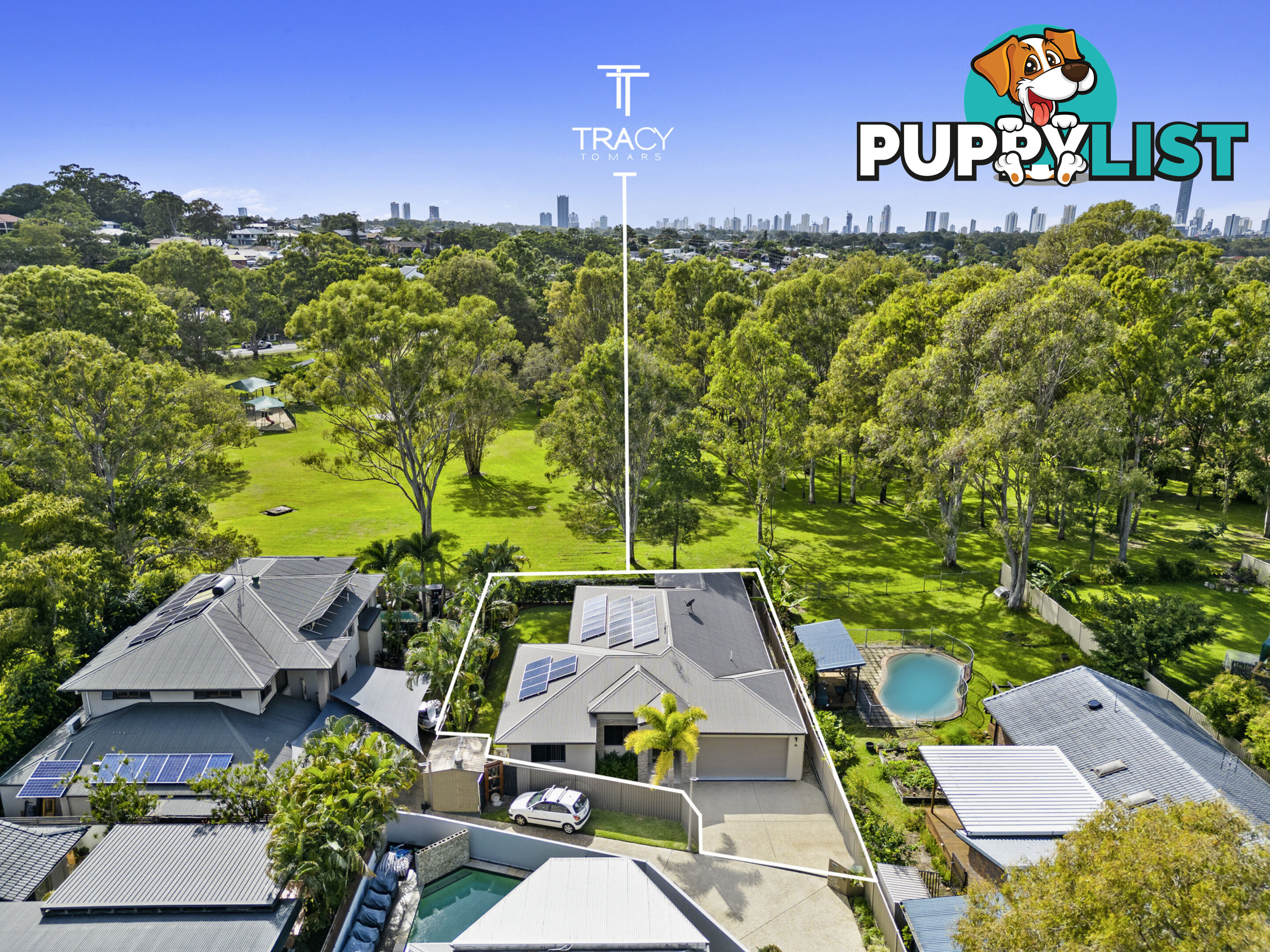 2B Penamber Court BENOWA QLD 4217