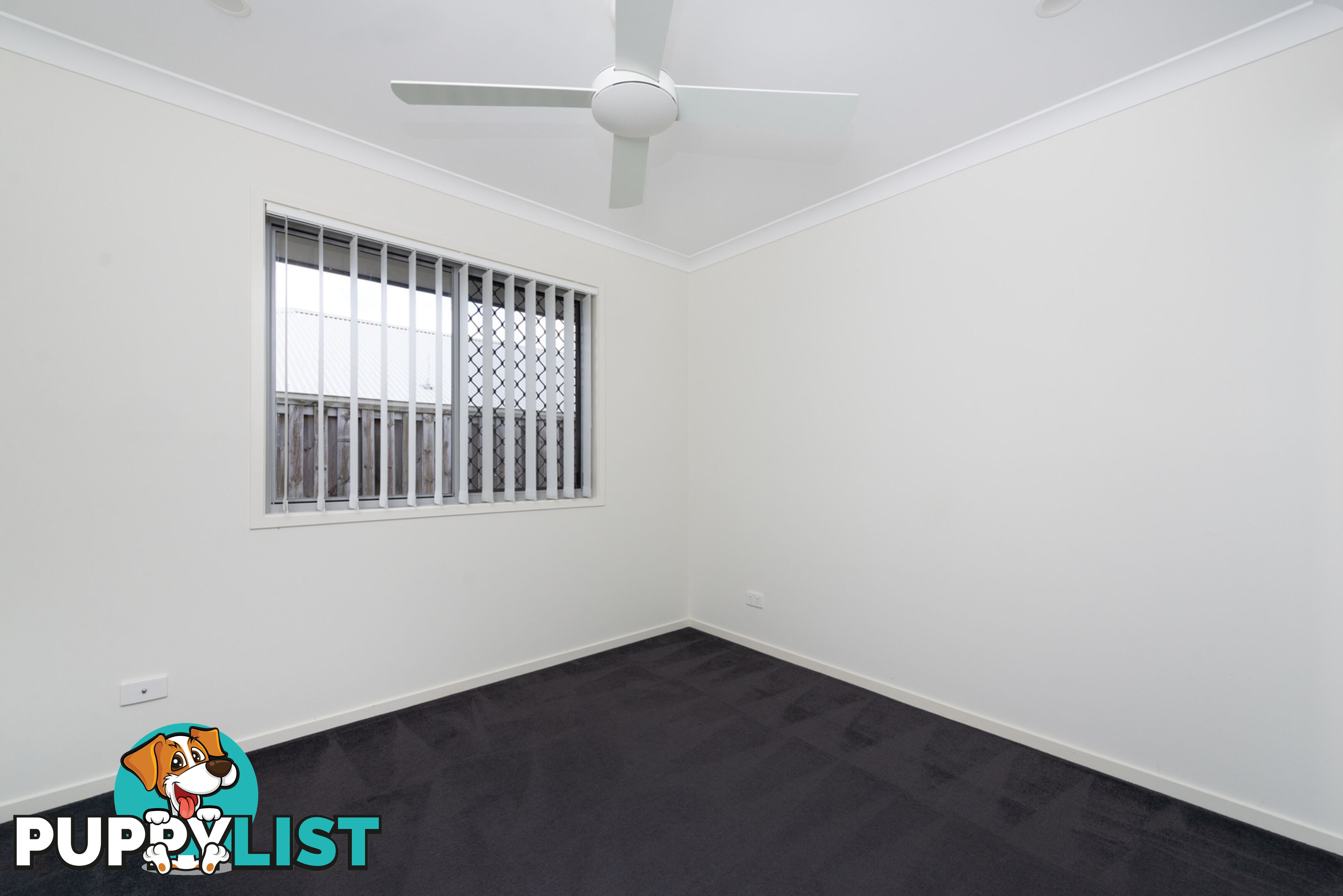 13 Hanlin Way PIMPAMA QLD 4209