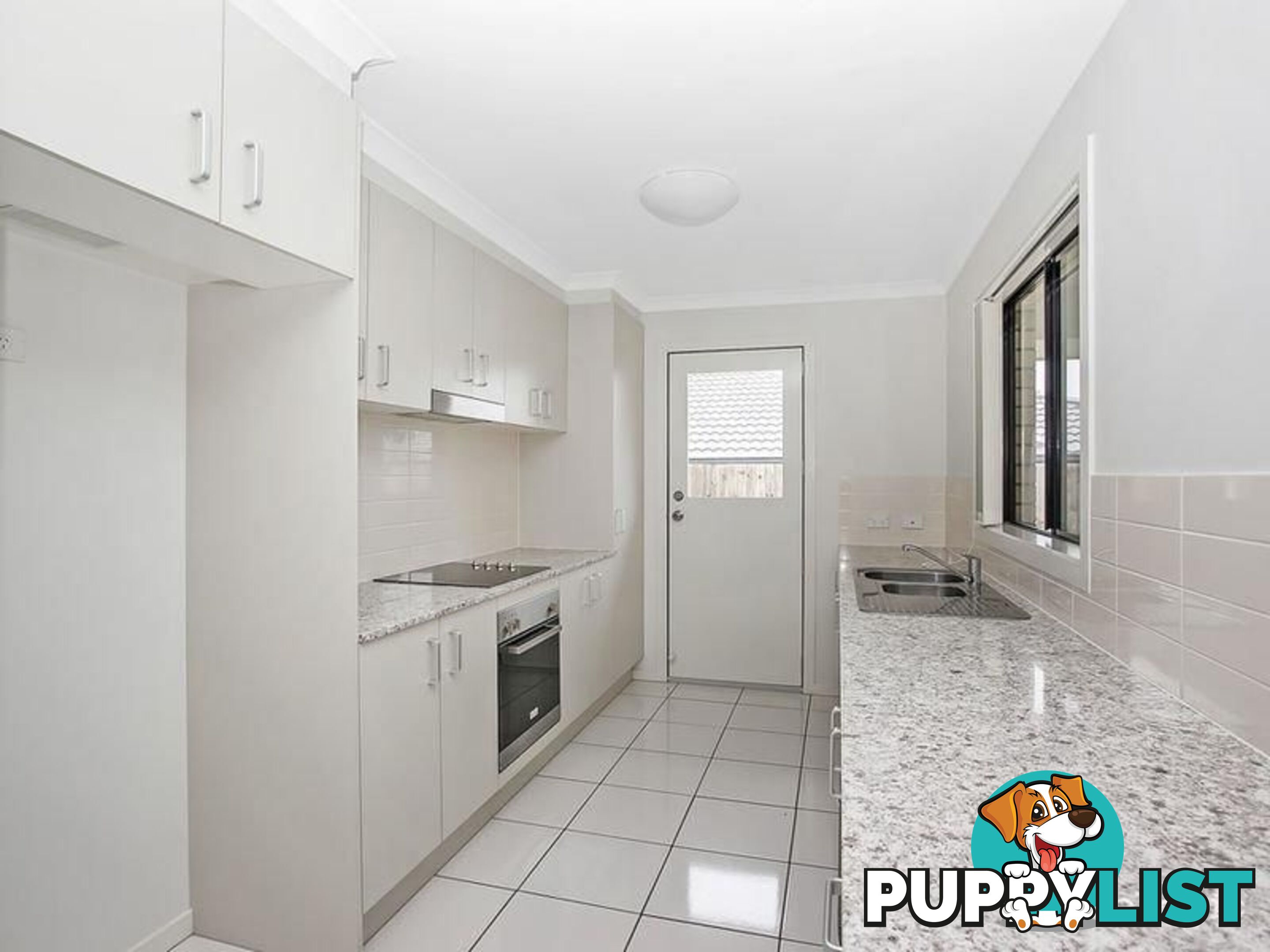 18 Cox Road PIMPAMA QLD 4209