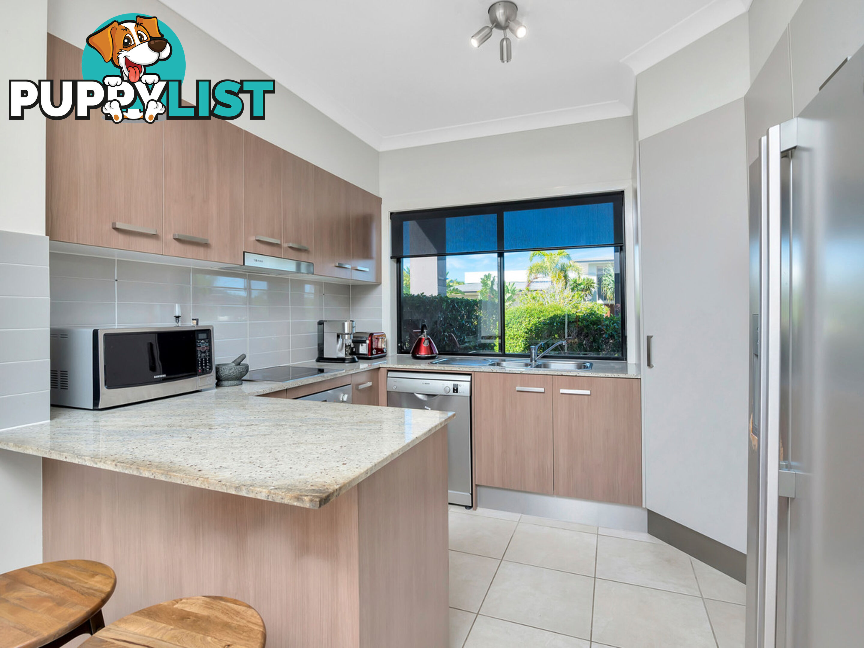 3/2 Cezaire Avenue VARSITY LAKES QLD 4227