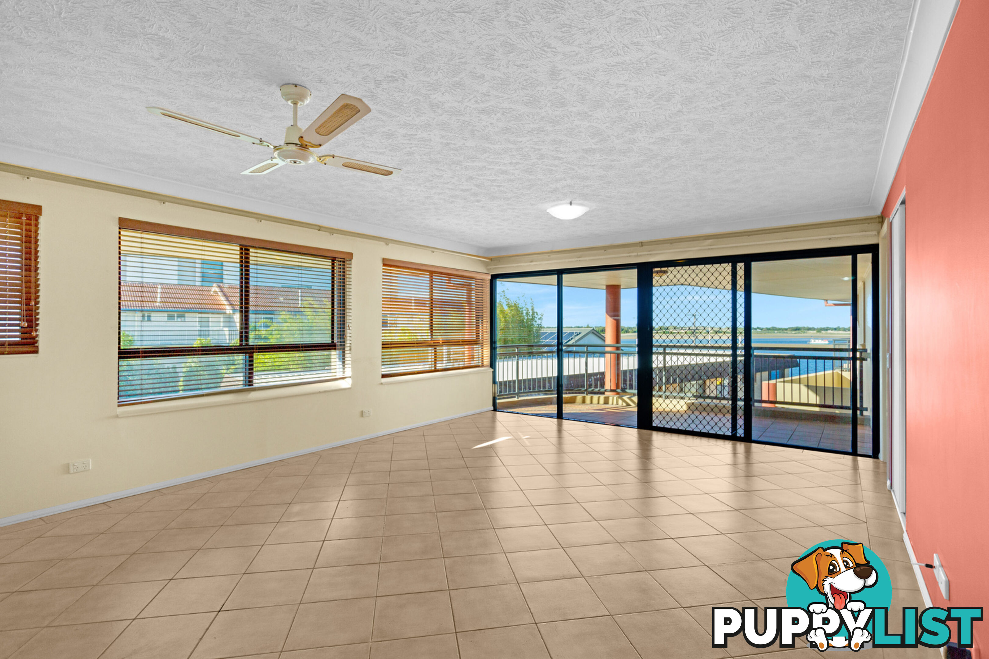 10/274 Marine Parade LABRADOR QLD 4215