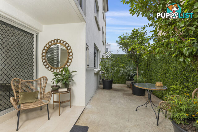 4/108-112 Petrel Avenue MERMAID BEACH QLD 4218