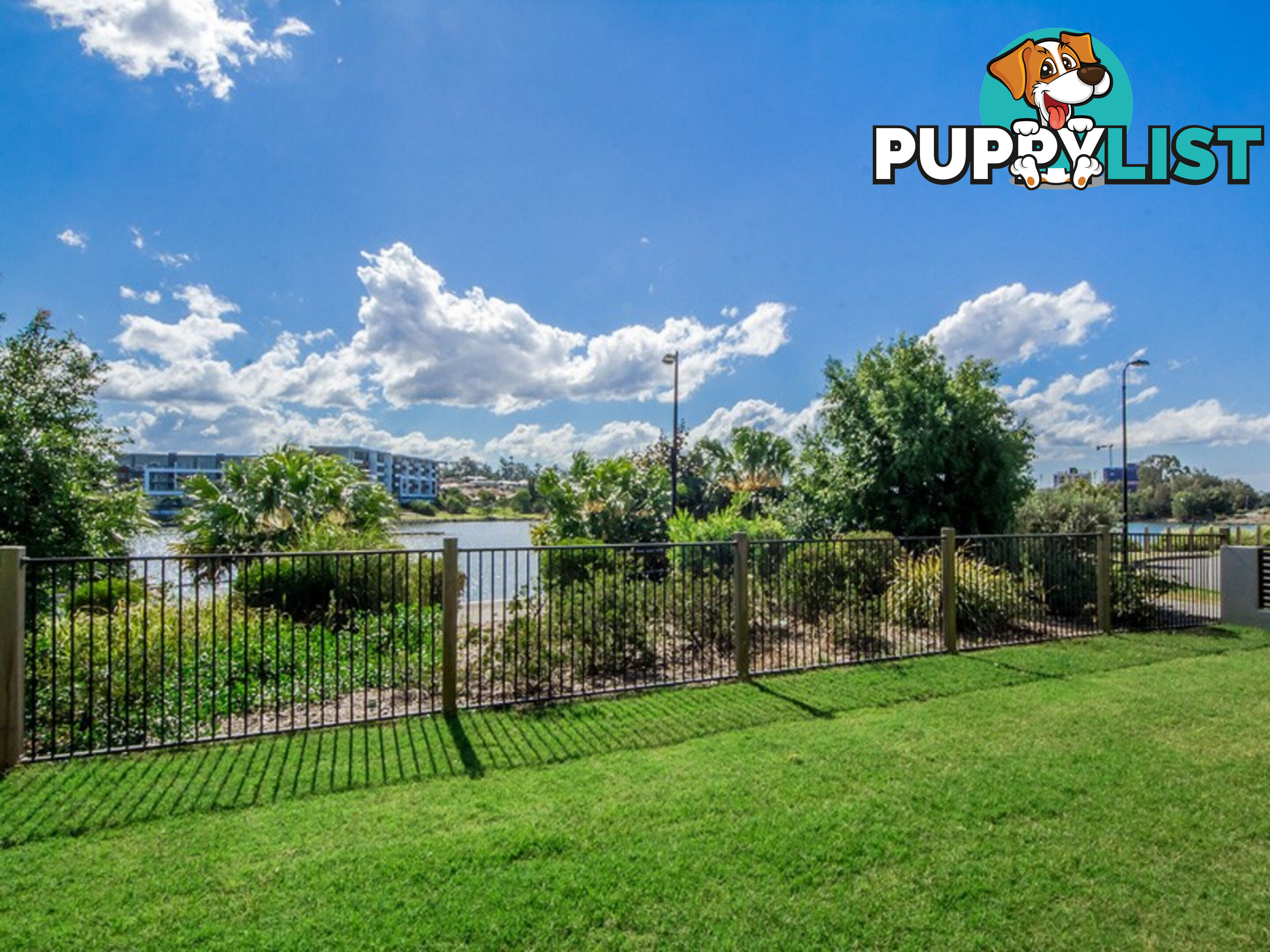 1 Elizabeth Crescent VARSITY LAKES QLD 4227