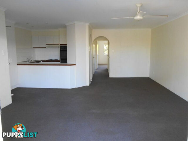 42 11 Breaker Street MAIN BEACH QLD 4217