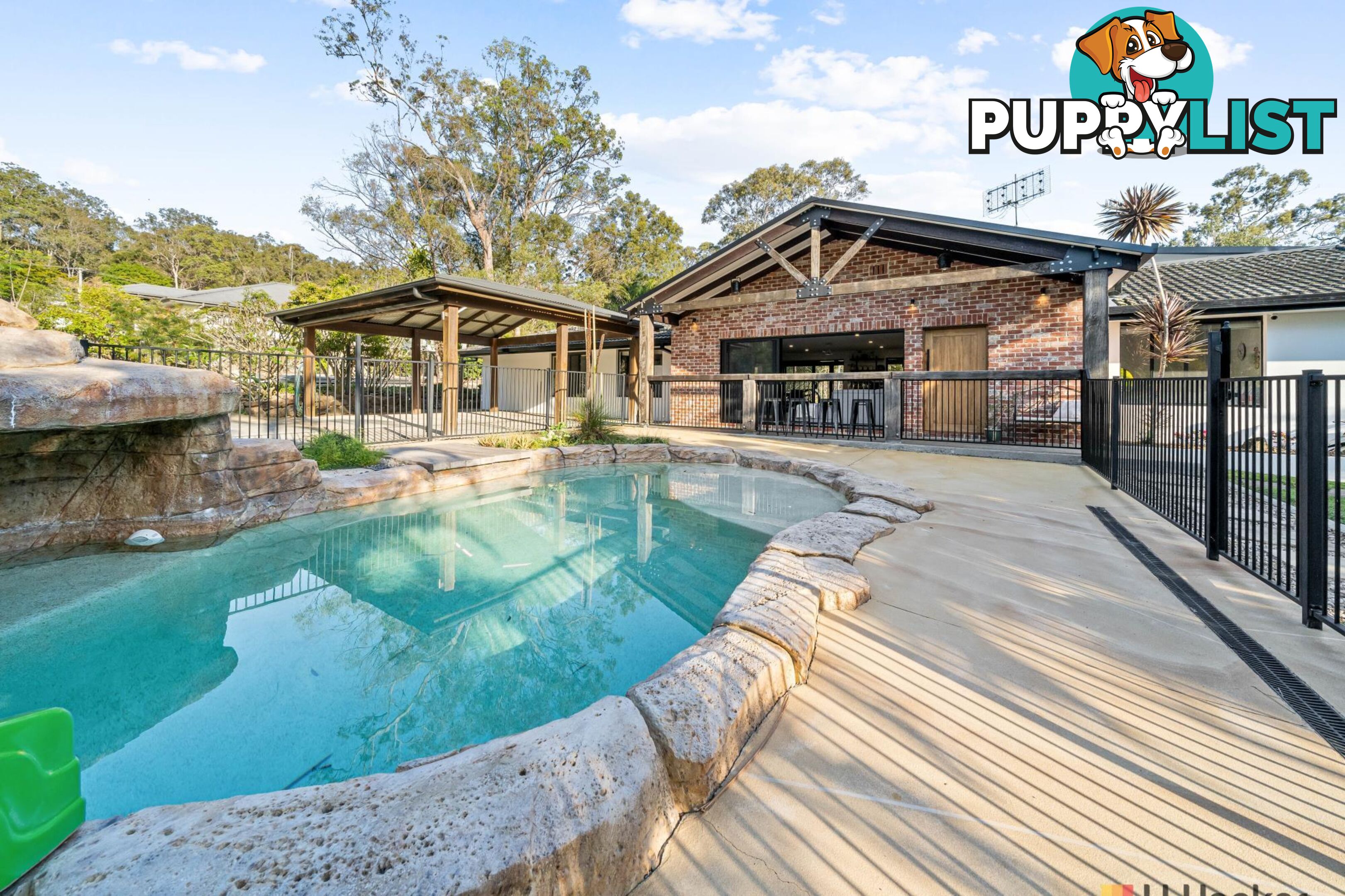 6 Carrama Court MUDGEERABA QLD 4213