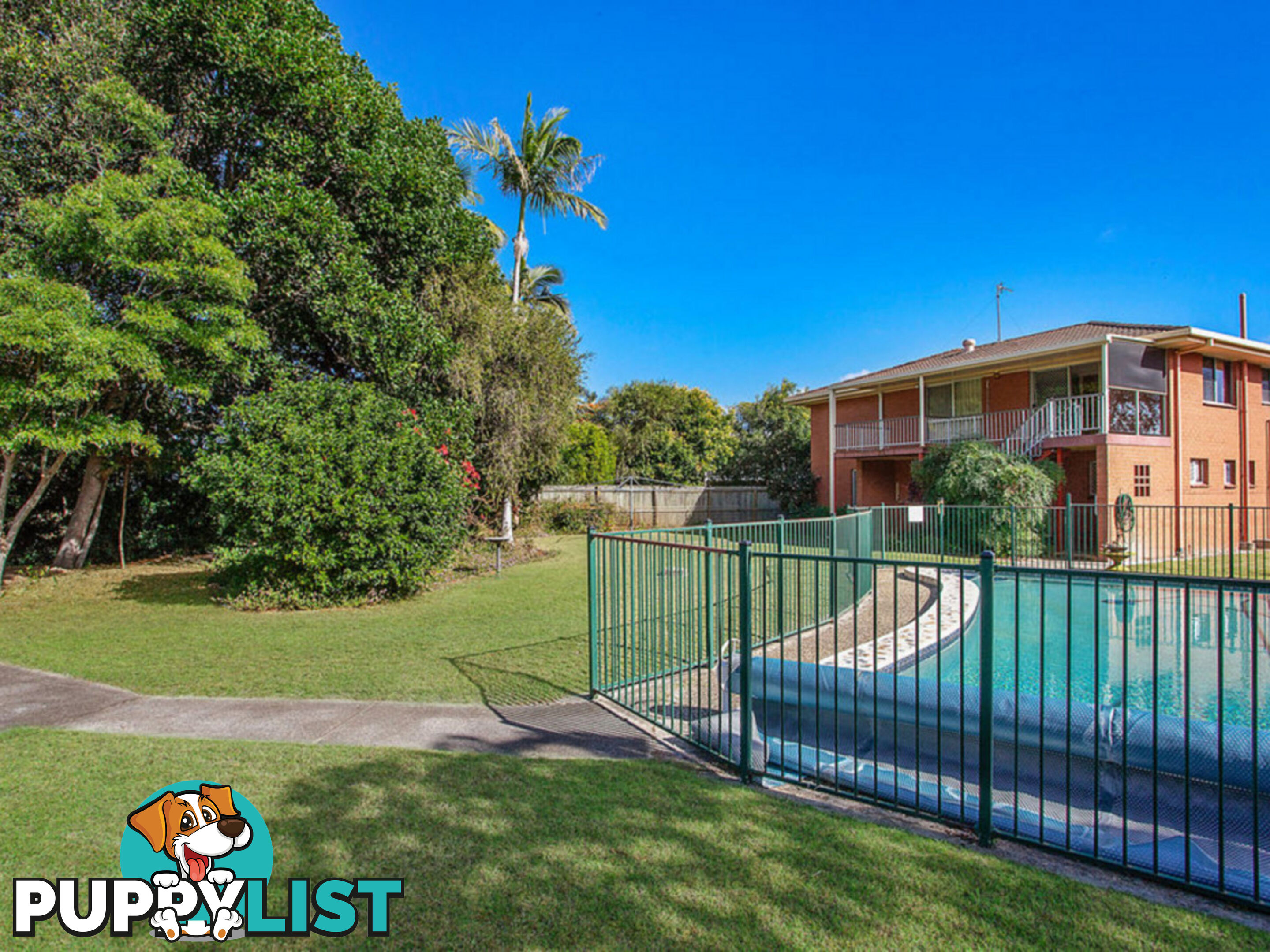 14 Binnacle Court MERMAID WATERS QLD 4218