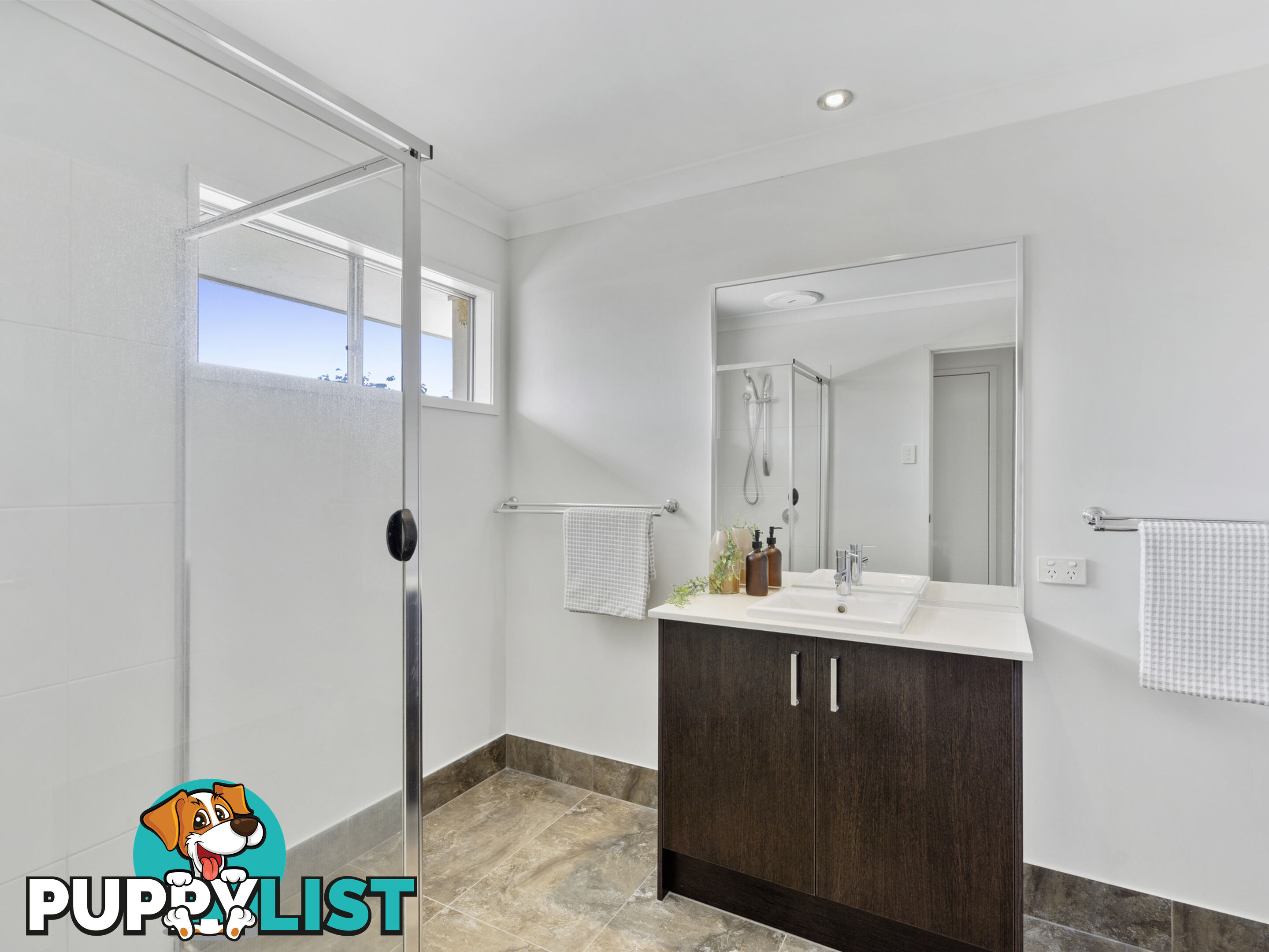 24 Daintree Drive COOMERA QLD 4209