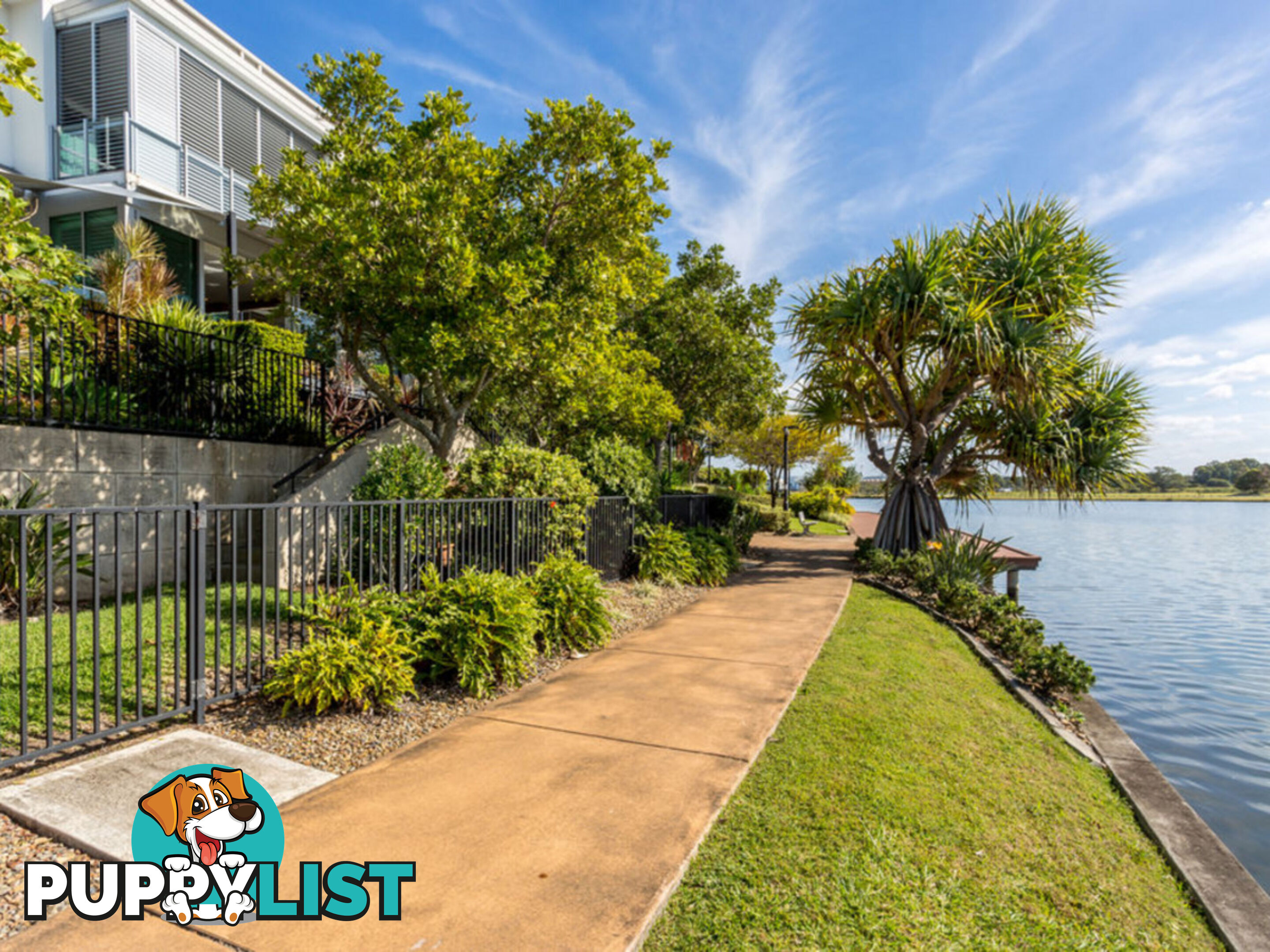 5057 Emerald Island Drive CARRARA QLD 4211