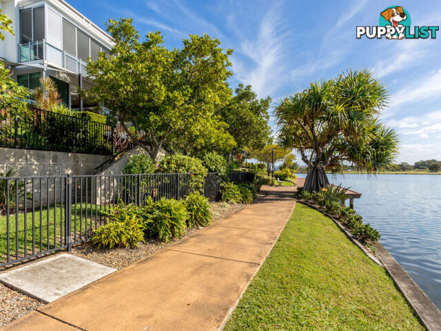 5057 Emerald Island Drive CARRARA QLD 4211