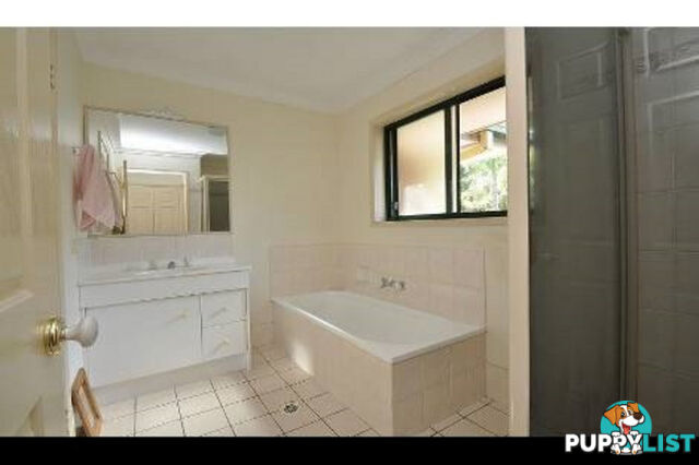 5/1 Karri Court BURLEIGH HEADS QLD 4220