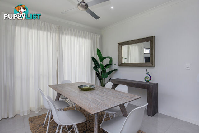 166/1 The Inlet Drive CARRARA QLD 4211