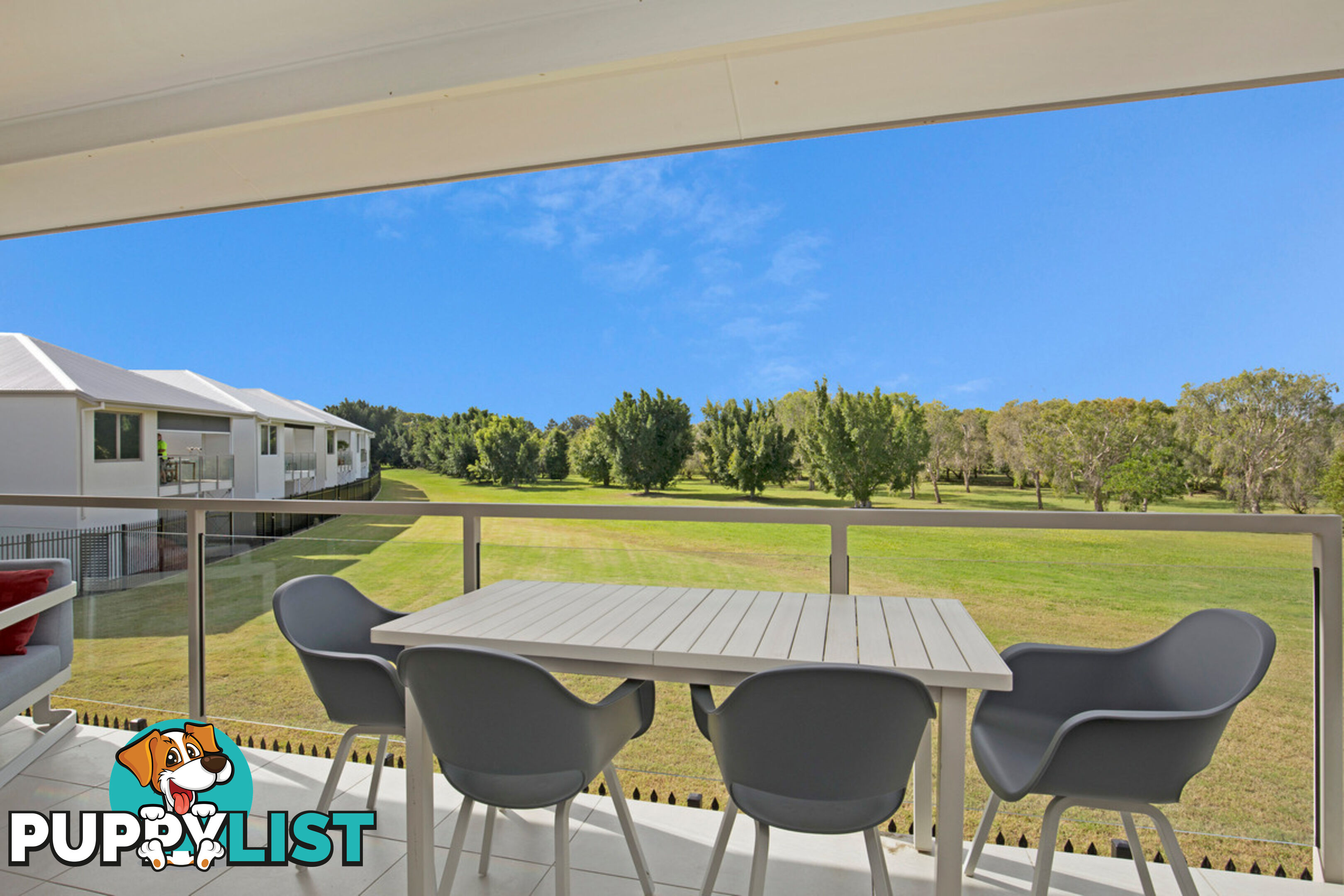 166/1 The Inlet Drive CARRARA QLD 4211