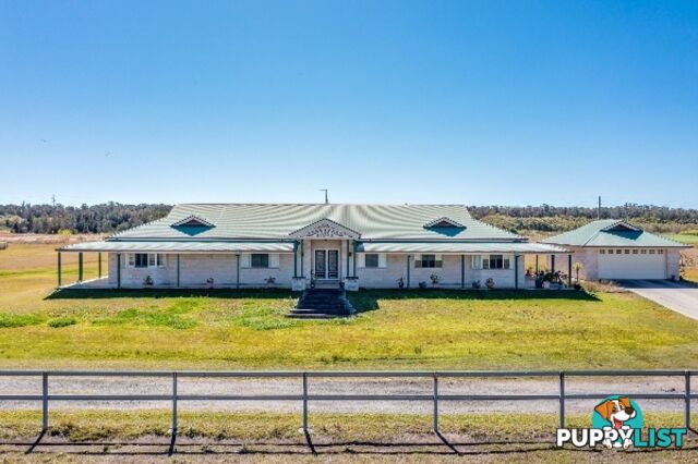 27 Rocky Point Road WOONGOOLBA QLD 4207