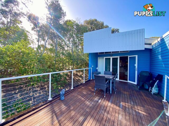 Lodge 1, U Island Street SOUTH STRADBROKE QLD 4216