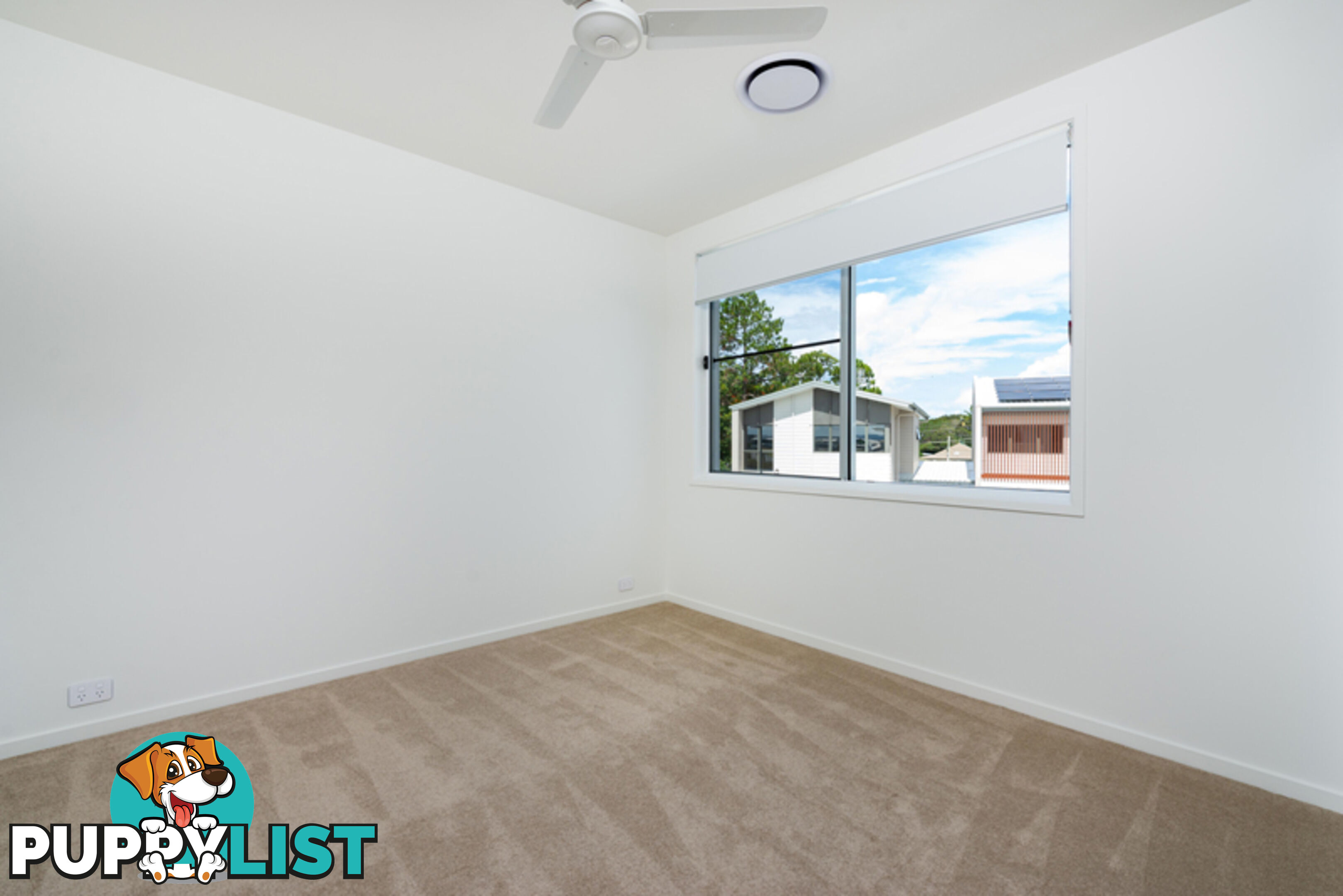 2/1 Lyra Avenue HOPE ISLAND QLD 4212