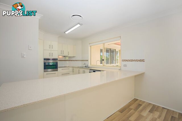 10 Wilton Close MUDGEERABA QLD 4213