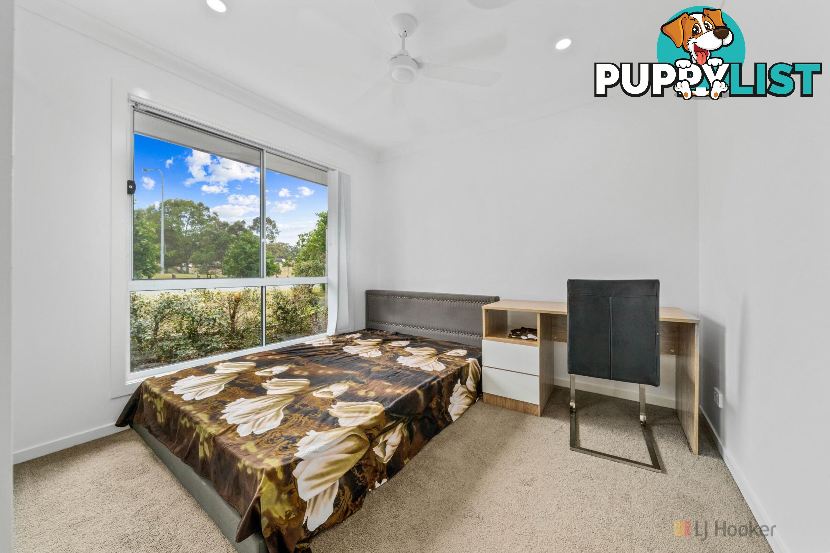 34A Looby Crescent PIMPAMA QLD 4209