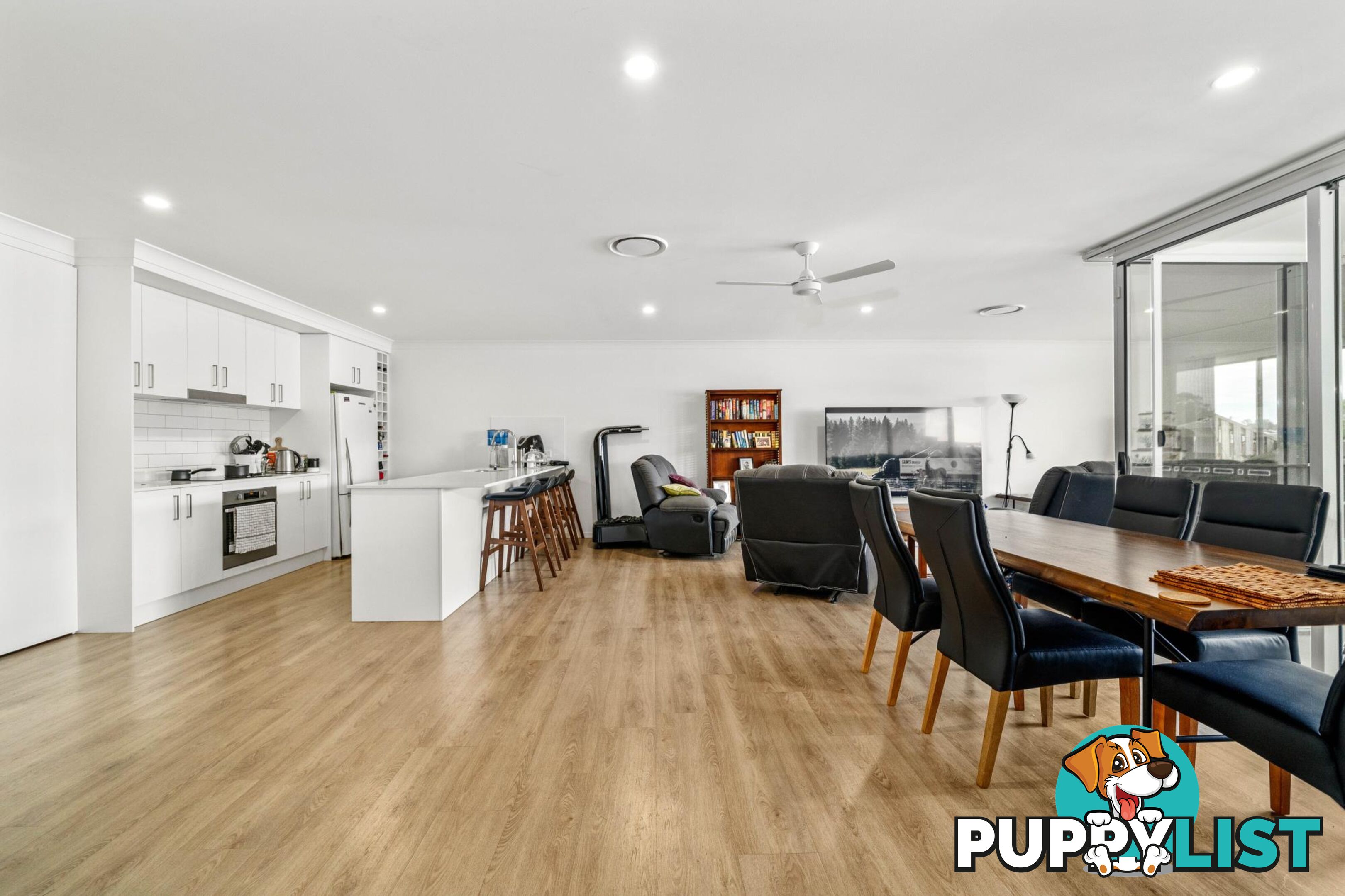 34A Looby Crescent PIMPAMA QLD 4209