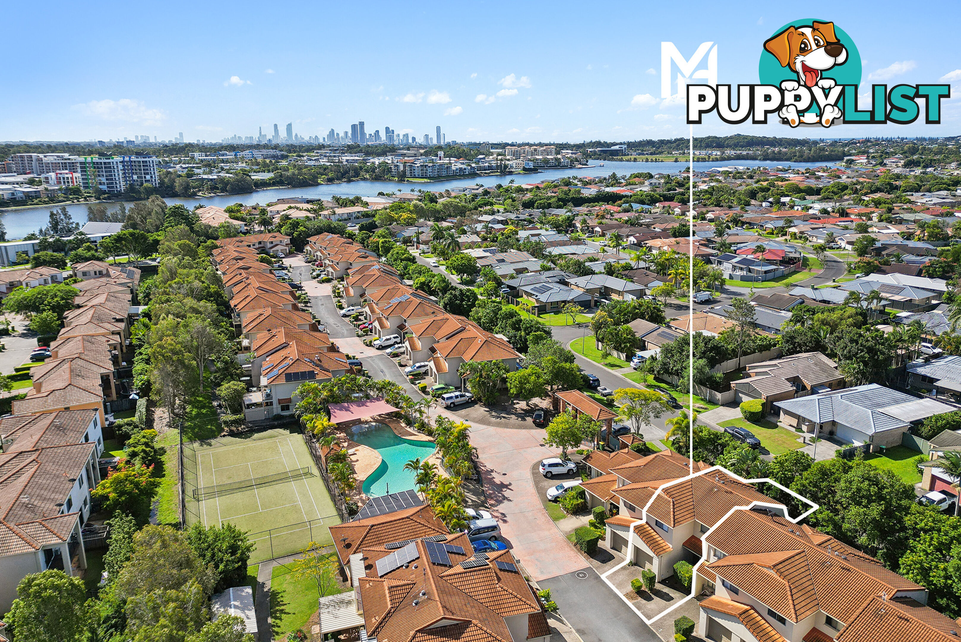 2/21 Regensberg Close VARSITY LAKES QLD 4227