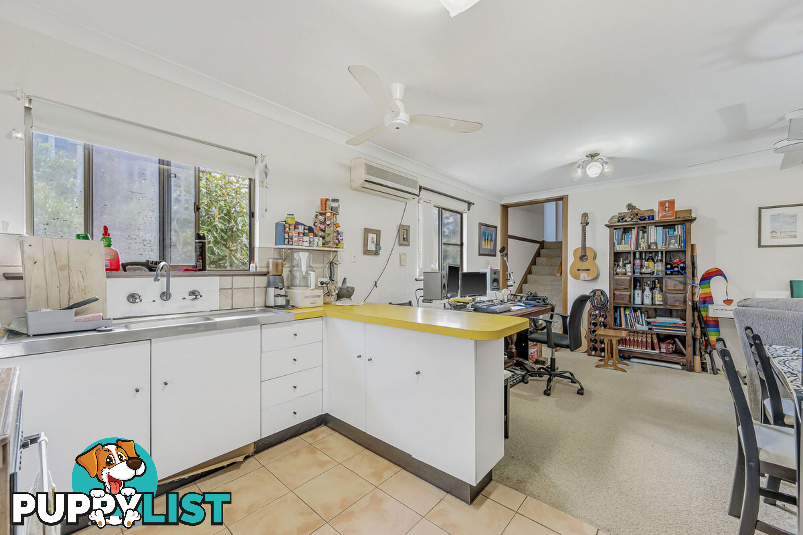 15 Castle Street LAURIETON NSW 2443