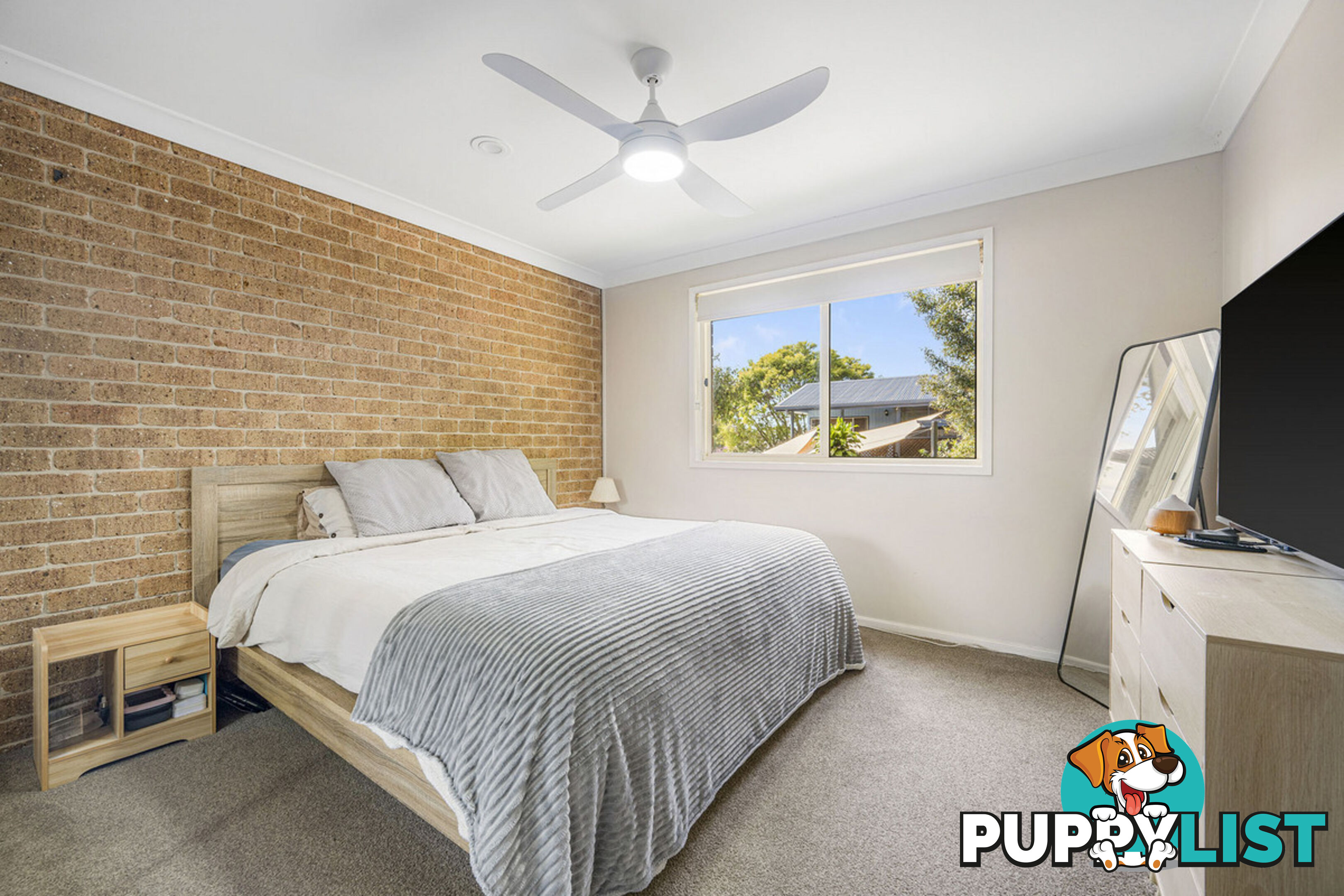 2/73 Norman Street LAURIETON NSW 2443