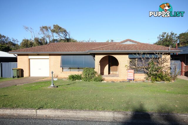 92 Chepana Street LAKE CATHIE NSW 2445