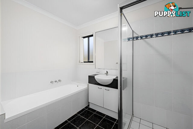 25 Bayswater Avenue VARSITY LAKES QLD 4227