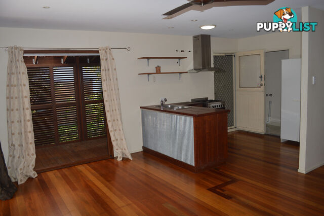 13 Shirley Street SOUTHPORT QLD 4215