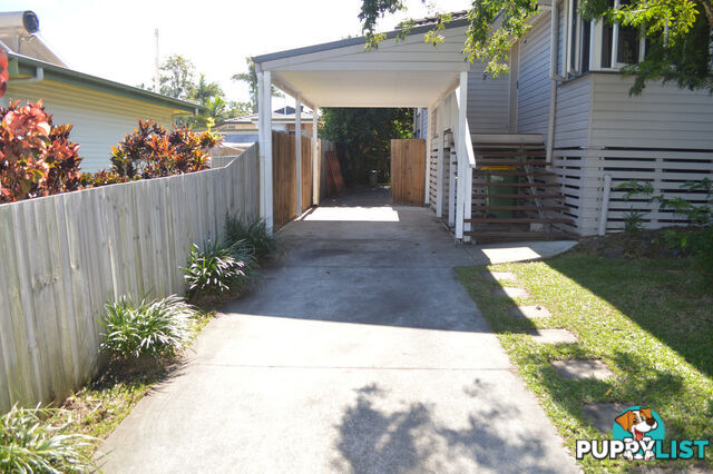 13 Shirley Street SOUTHPORT QLD 4215