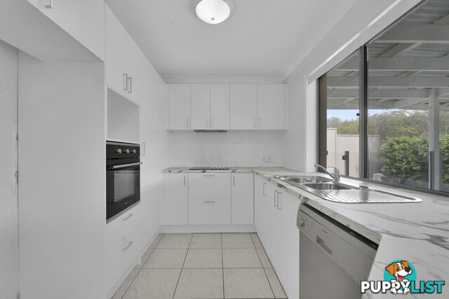 1/106 Greenacre Drive PARKWOOD QLD 4214