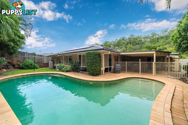 9 Clipperton Chase PACIFIC PINES QLD 4211