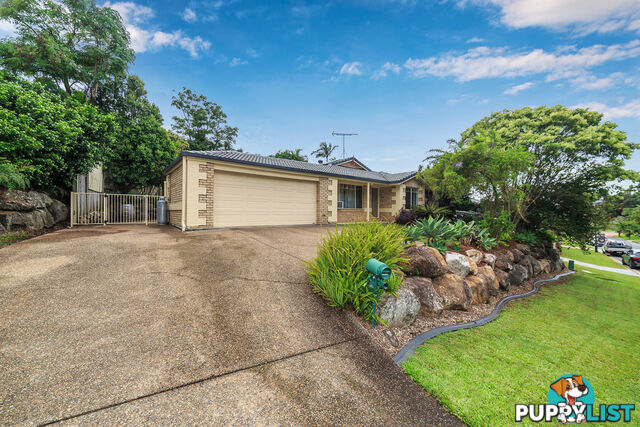 9 Clipperton Chase PACIFIC PINES QLD 4211