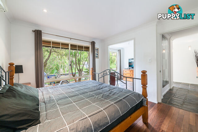 9 Clipperton Chase PACIFIC PINES QLD 4211