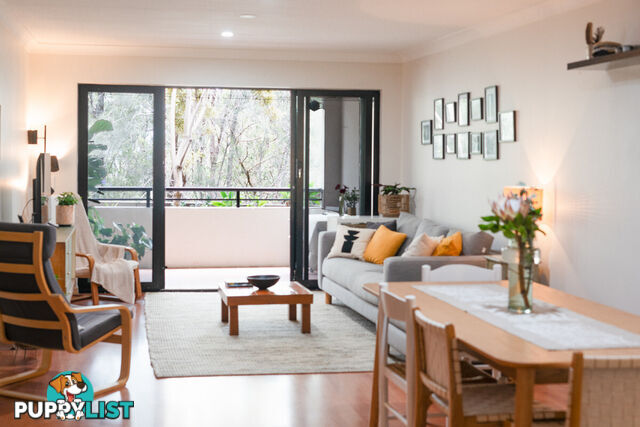 E8/1 Great Hall Drive MIAMI QLD 4220