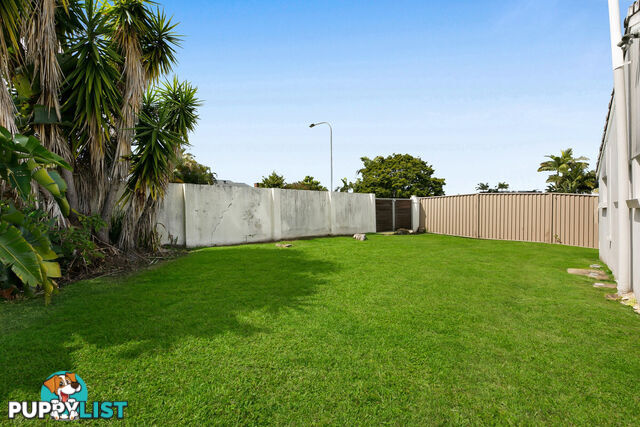 2 Adler Court BENOWA QLD 4217