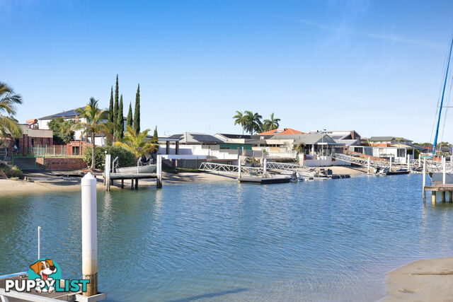 35 Oxley Drive PARADISE POINT QLD 4216