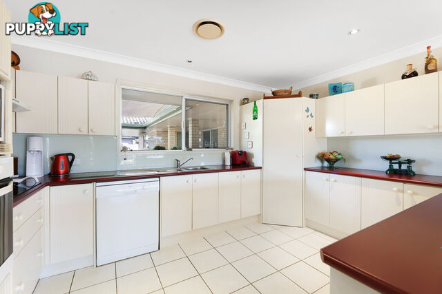 35 Oxley Drive PARADISE POINT QLD 4216