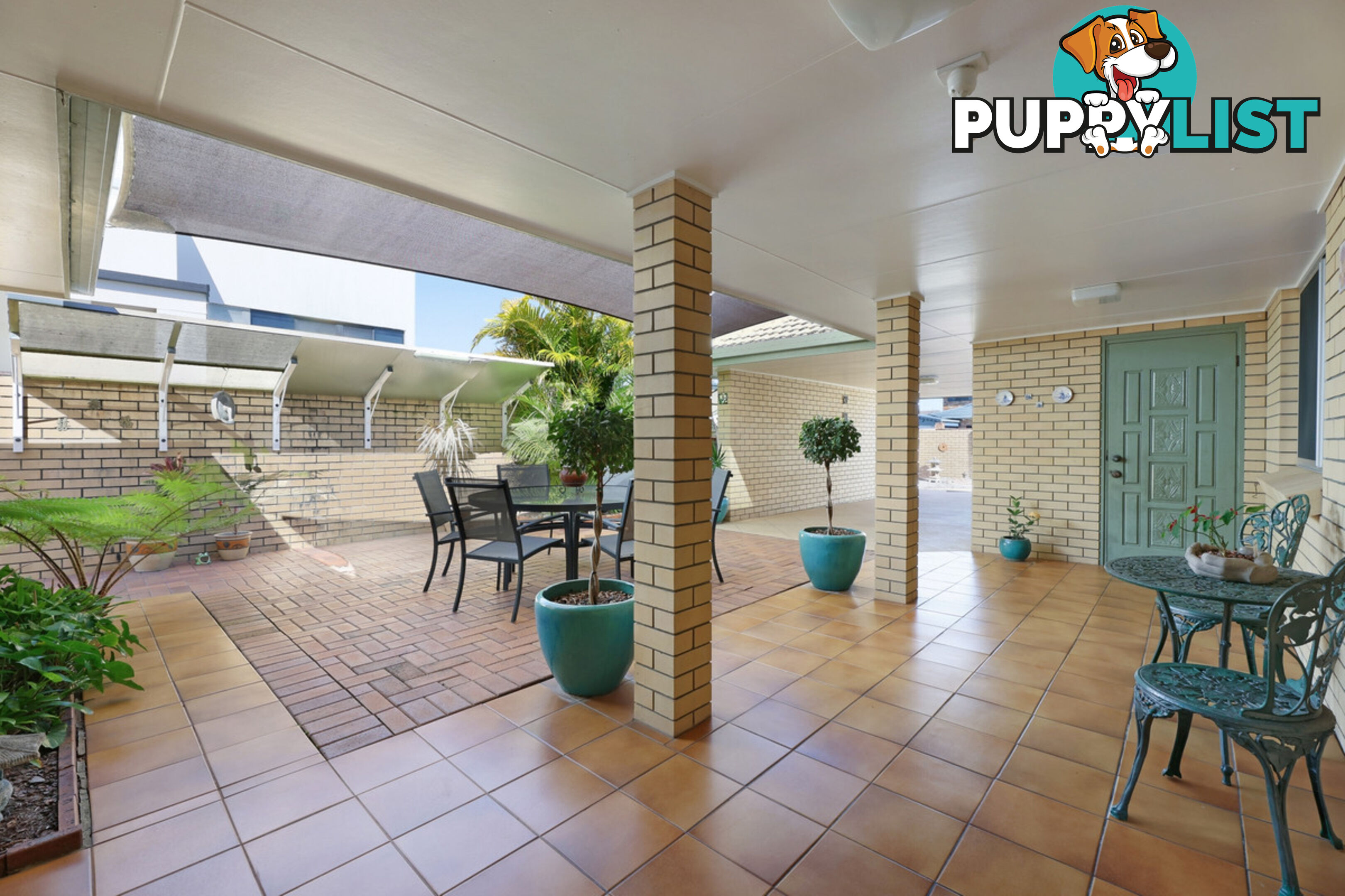 35 Oxley Drive PARADISE POINT QLD 4216