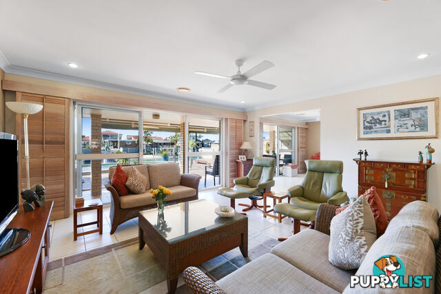 35 Oxley Drive PARADISE POINT QLD 4216