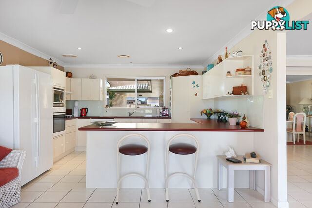 35 Oxley Drive PARADISE POINT QLD 4216