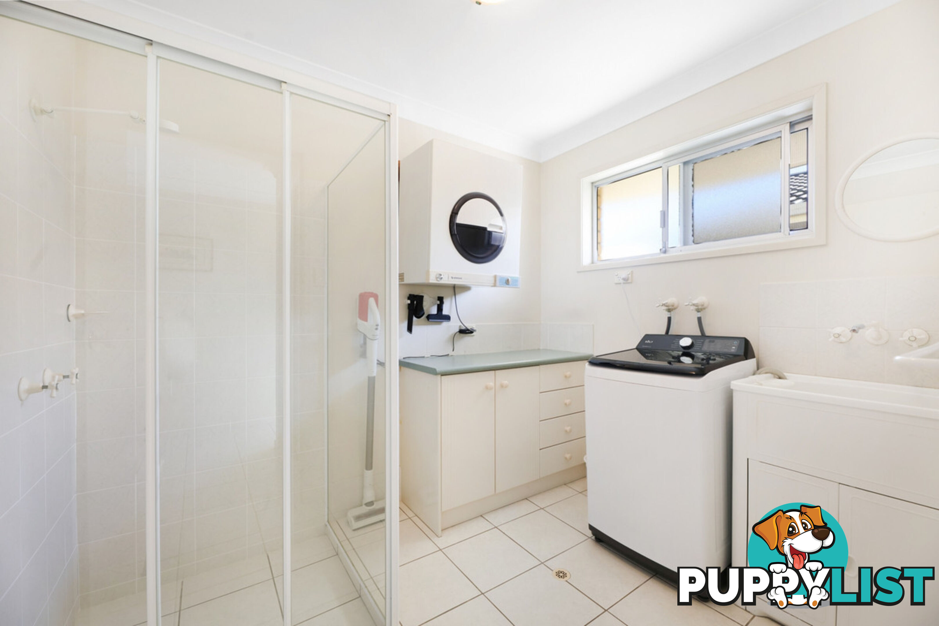 35 Oxley Drive PARADISE POINT QLD 4216