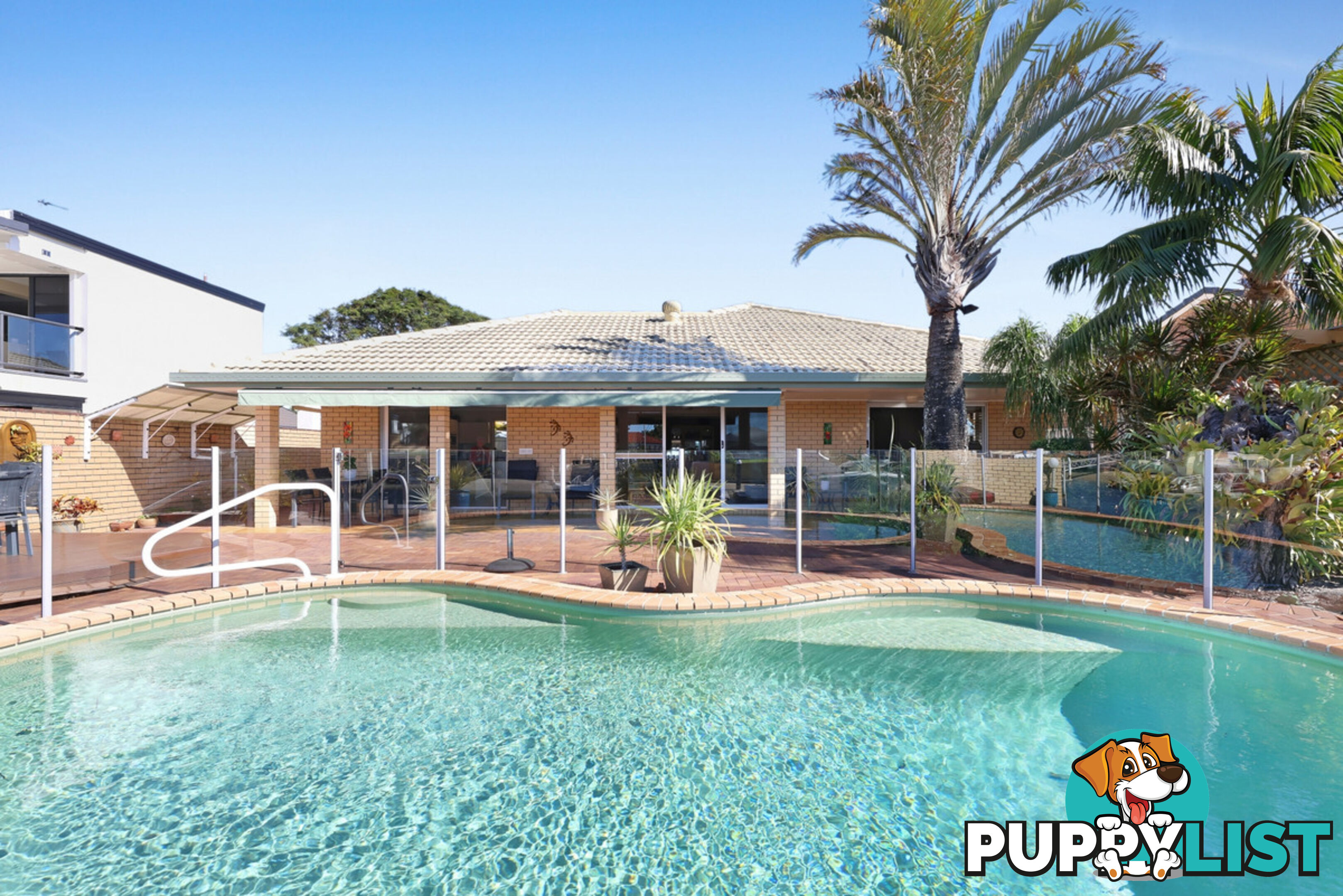 35 Oxley Drive PARADISE POINT QLD 4216