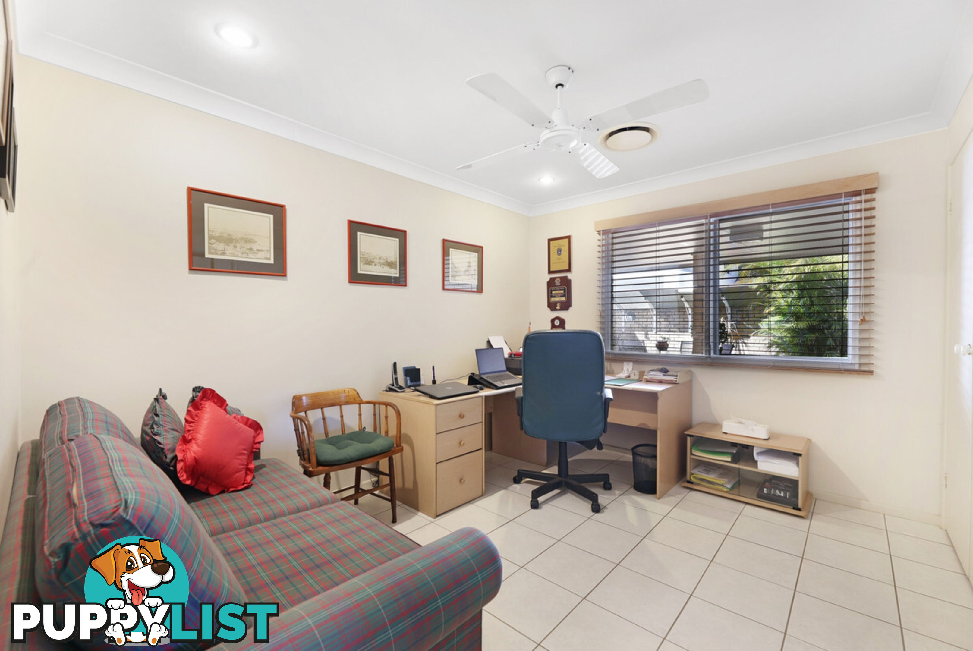 35 Oxley Drive PARADISE POINT QLD 4216
