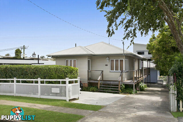 15 Fisher Avenue SOUTHPORT QLD 4215