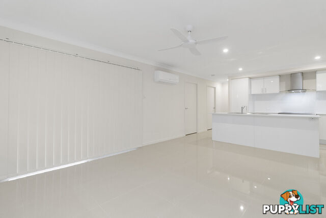 8 Fuji Street WHITE ROCK QLD 4306