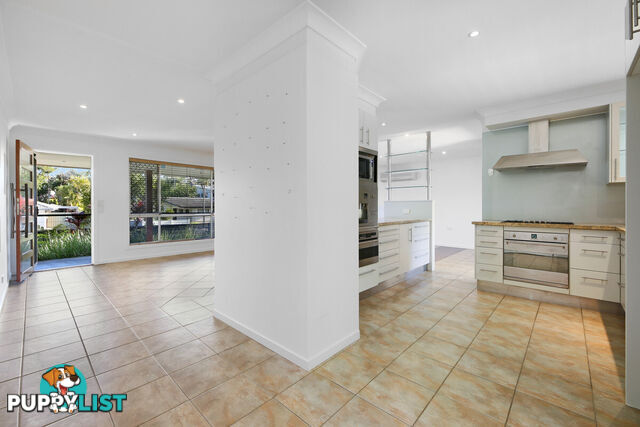 14 Tumbarumba Avenue ASHMORE QLD 4214