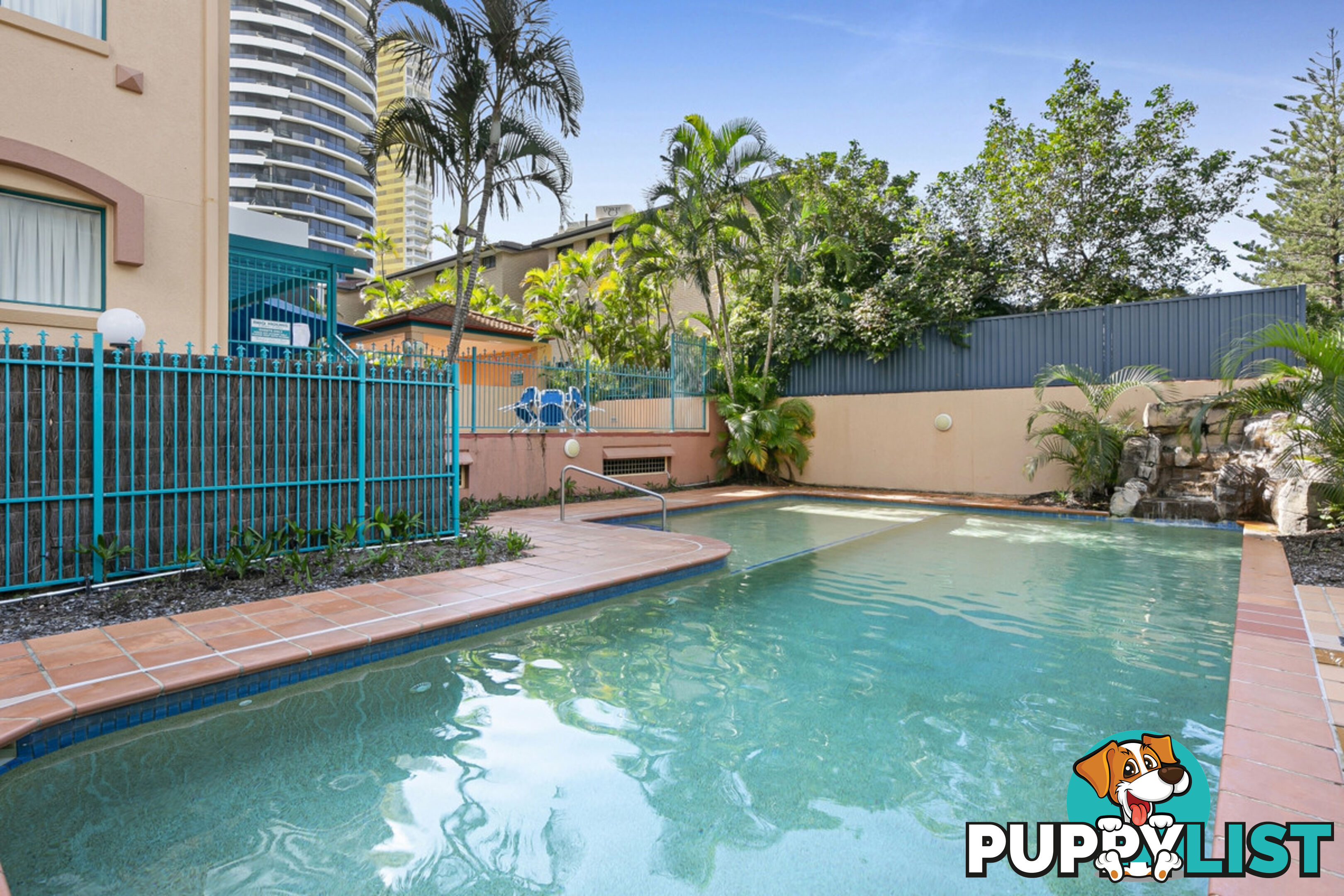 40/11-17 Philip Avenue BROADBEACH QLD 4218